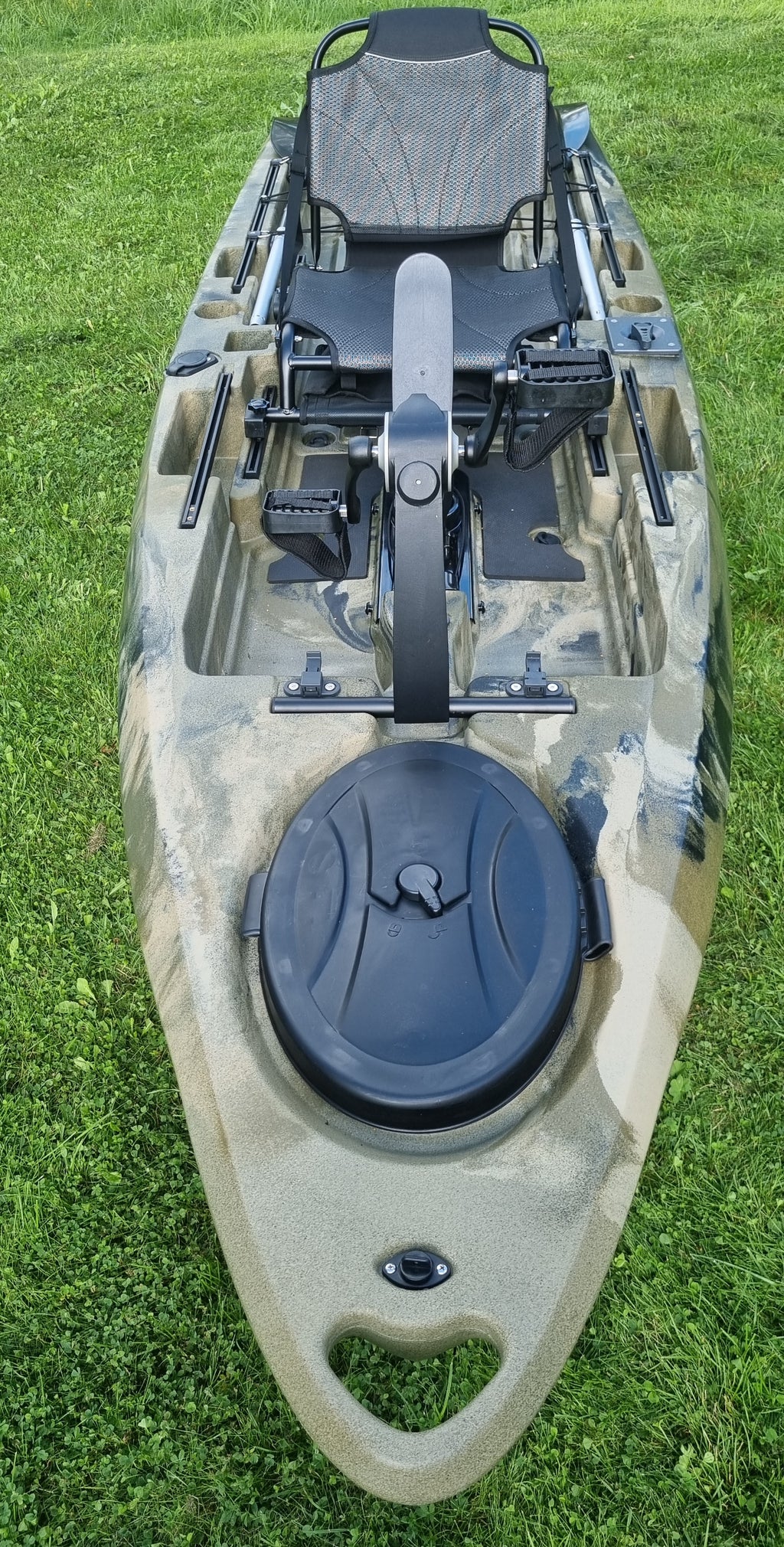 Explorer 10.8 Pedal Kayak